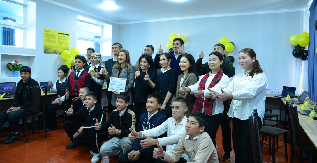 Beeline Жалал-Абад областында жаңы компьютердик класс ачты